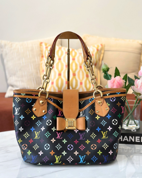 Louis Vuitton Kelly's Authentic Boutique