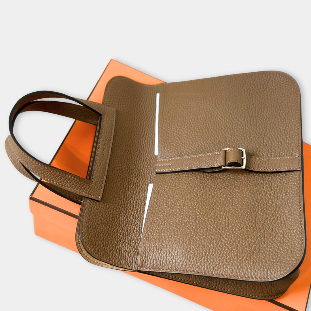 Hermes Halzan 25 Verso Biscuit Taurillon Clemence Handbag
