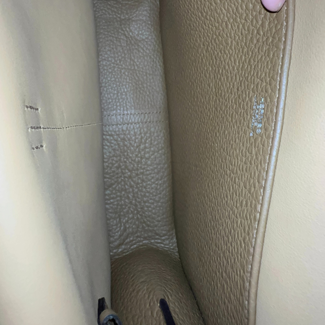 Hermes Halzan 25 Verso Biscuit Taurillon Clemence Handbag