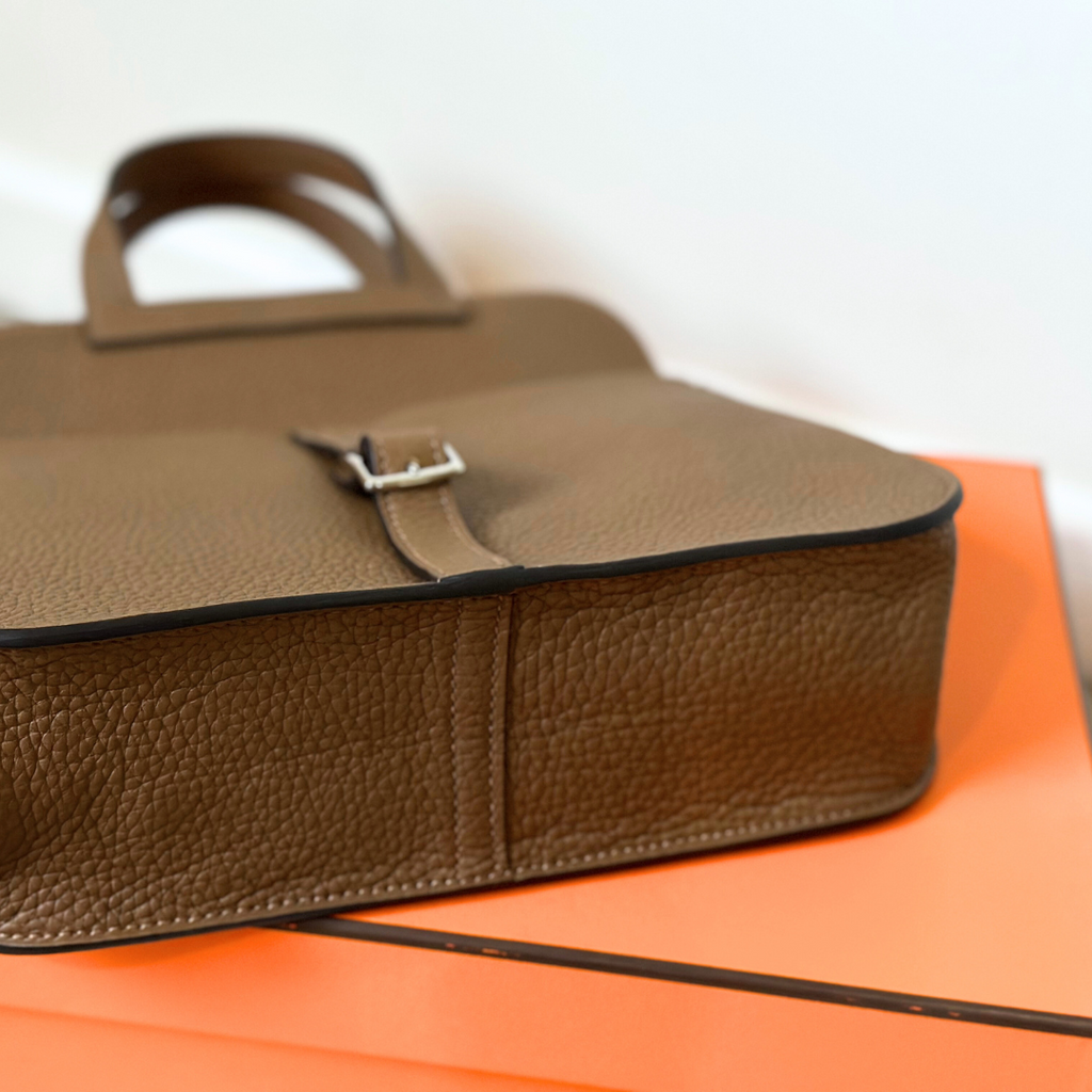 Hermes Halzan 25 Verso Biscuit Taurillon Clemence Handbag Kelly's Authentic Boutique