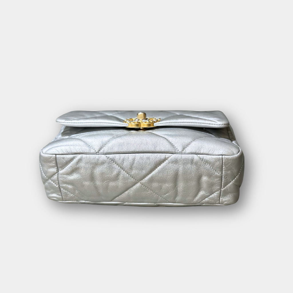 Preowned Chanel 19 Small Silver Handbag | Save more than 50% off Preowned Chanel 19 Small Silver Handbag | Save more than 50% off