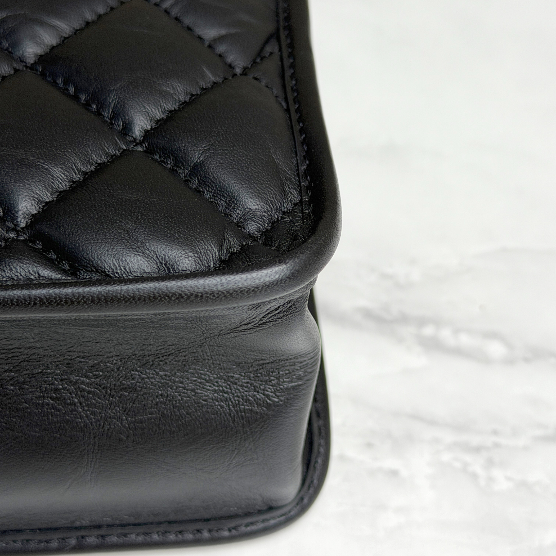 Chanel 23S Microchip Clutch Bag With Chain Calfskin Kelly's Authentic Boutique