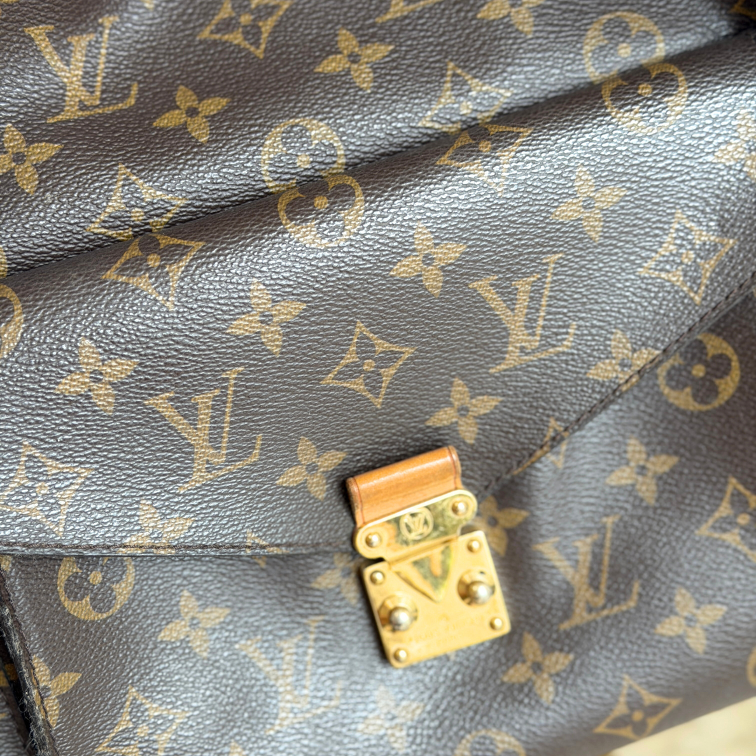 Louis Vuitton Monogram Hobo Metis Bag Kelly's Authentic Boutique