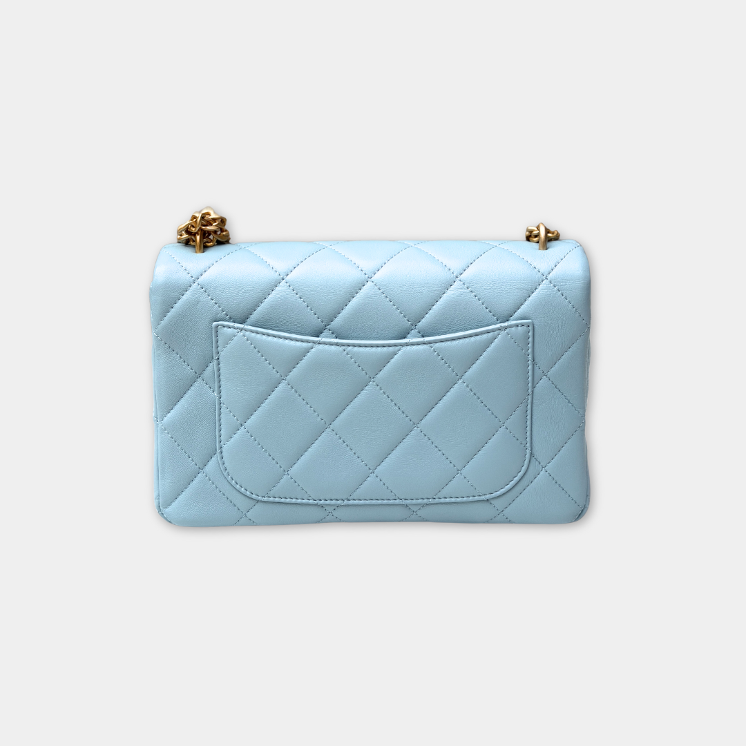 Microchipped 22P Baby Blue Medium Lambskin Enamel Shoulder Bag Kelly's Authentic Boutique